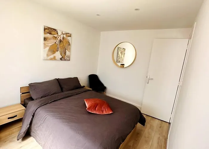 Appartement 3 Chambres + Parking A Lyon 7